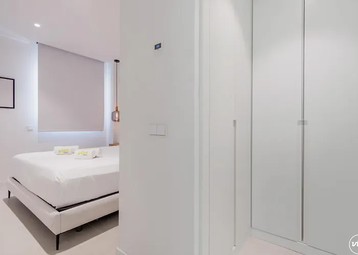 Appartement Vivi Homes - Gerrard, Terrace, Pool & Sea Vew *