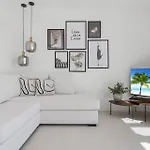 Vivi Homes - Gerrard, Terrace, Pool & Sea Vew * Fuengirola