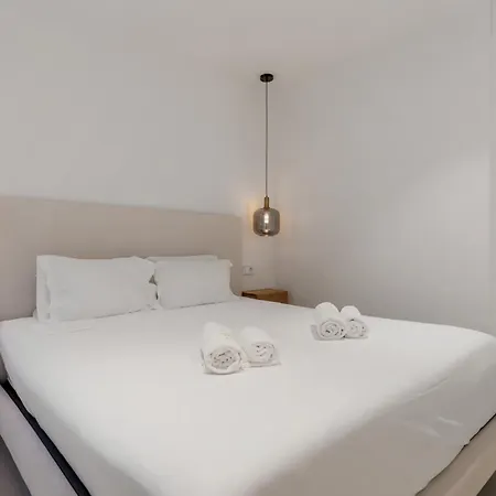 Vivi Homes - Gerrard, Terrace, Pool & Sea Vew شقة *