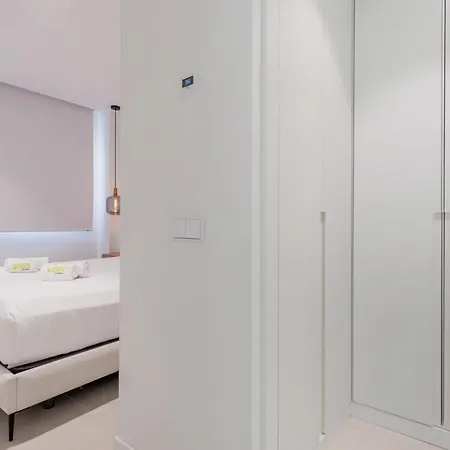 Apartment Vivi Homes - Gerrard Jacuzzi, Terrace, Pool & Sea Vew *