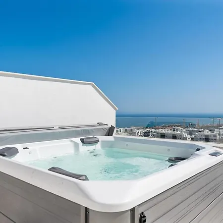 Apartment Vivi Homes - Gerrard, Terrace, Pool & Sea Vew *