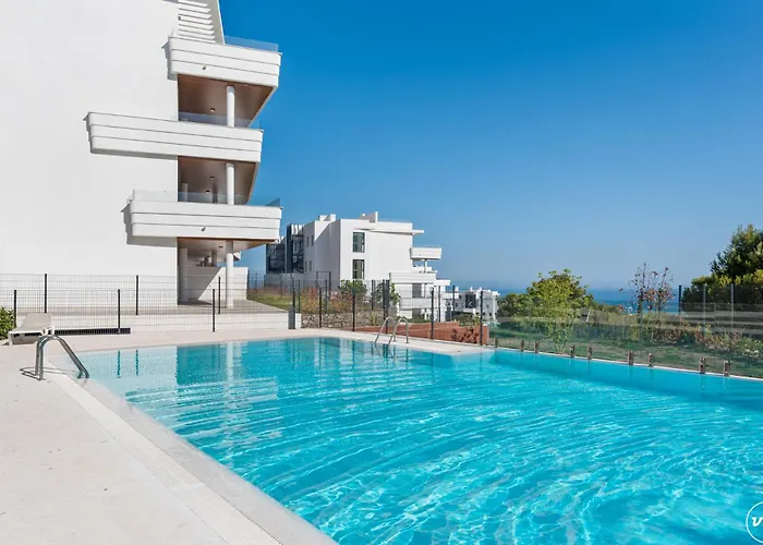 Vivi Homes - Gerrard, Terrace, Pool & Sea Vew Fuengirola