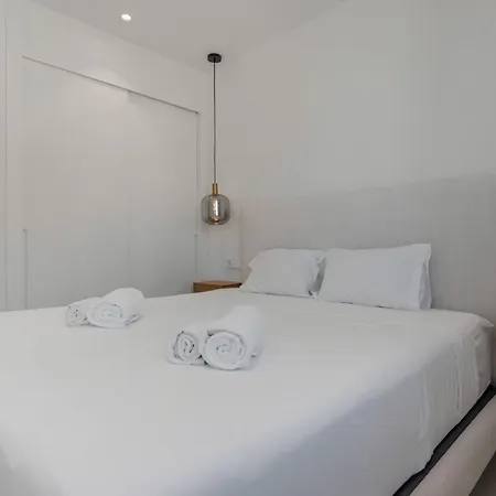 Vivi Homes - Gerrard, Terrace, Pool & Sea Vew Appartement Fuengirola