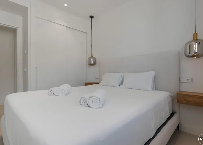 Vivi Homes - Gerrard, Terrace, Pool & Sea Vew Apartamento Fuengirola